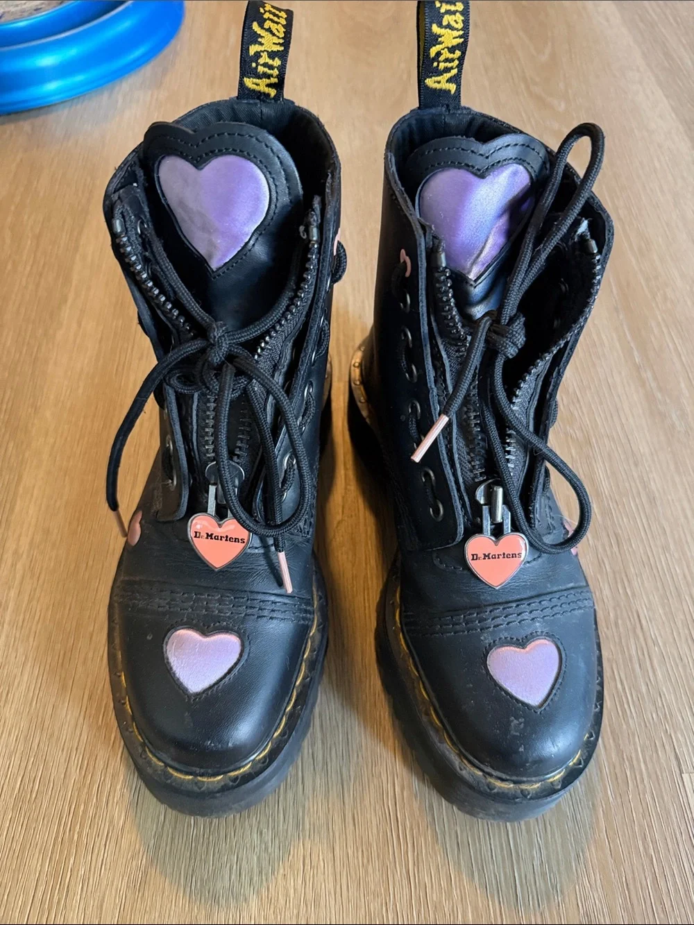 Dr.Marten Heart Boots